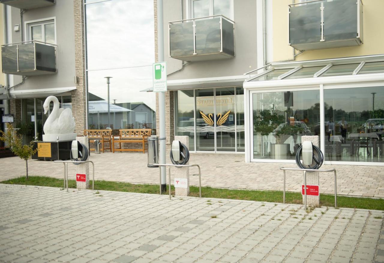 Stadthotel Donauwörth Exteriör bild