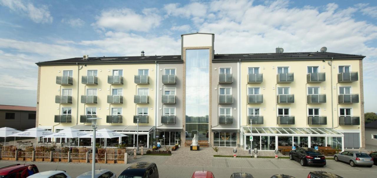 Stadthotel Donauwörth Exteriör bild